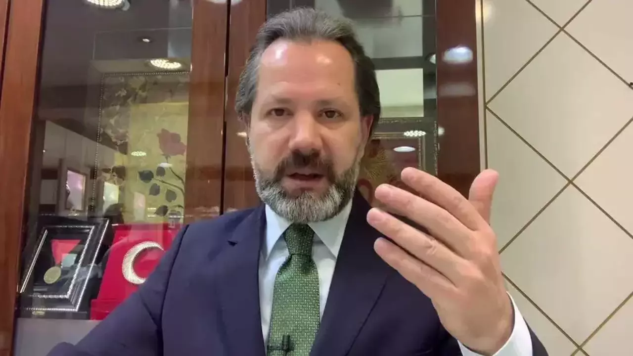 Altın Çakıldı! İslam Memiş uyardı: Altın düşüyor, borsaya yönelin!