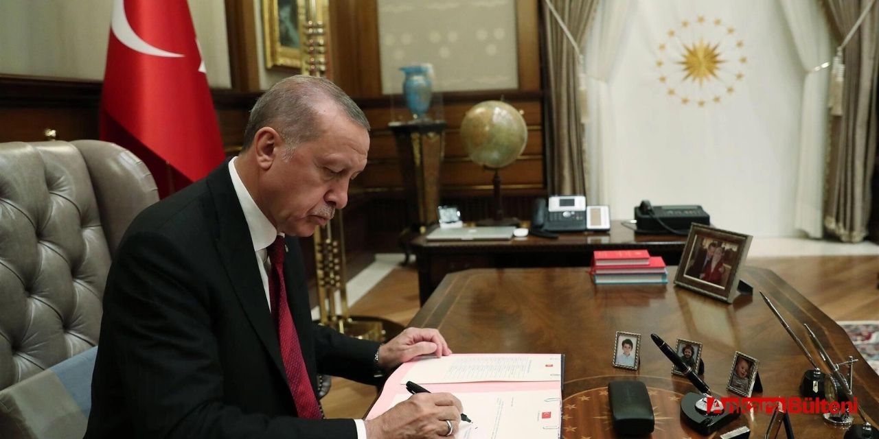 Cumhurbaşkanı Erdoğan tarafından 12 üniversiteye rektör ataması yapıldı!