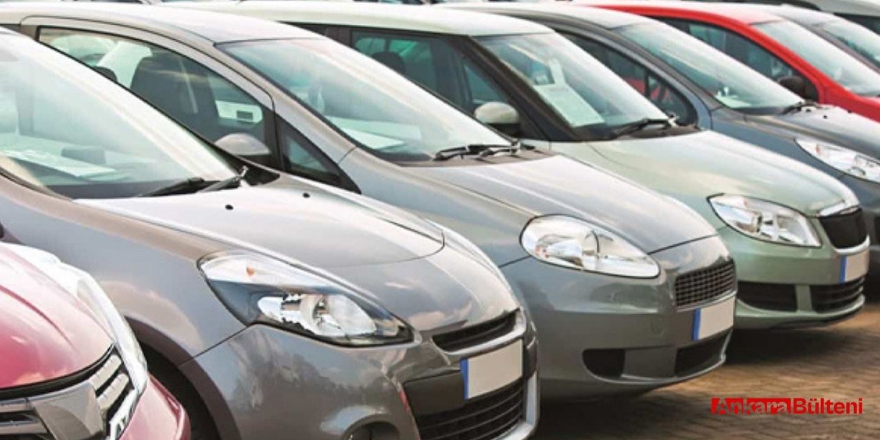 Ankara'da bir kişi araçlara zarar verirken kameralara yakalandı