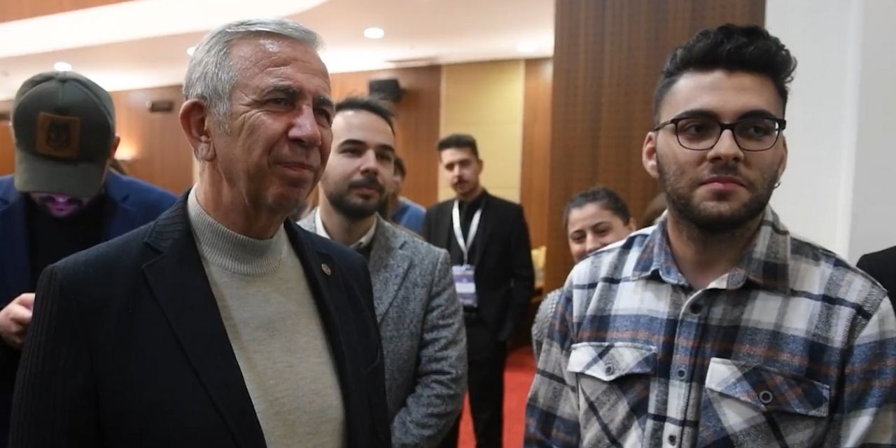 Mansur Yavaş Gençlik Özel Oturumu'nda gençler ile bir araya geldi!