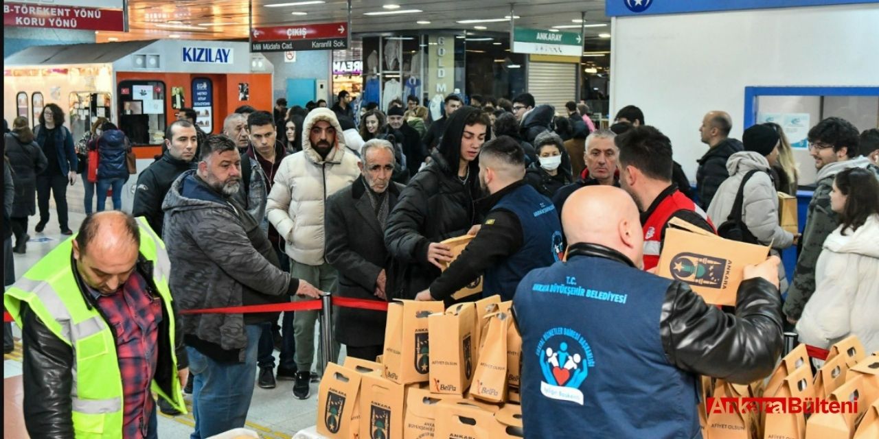 Ankara Büyükşehir Belediyesi'nden Ramazan için sıcak yemek dağıtımı
