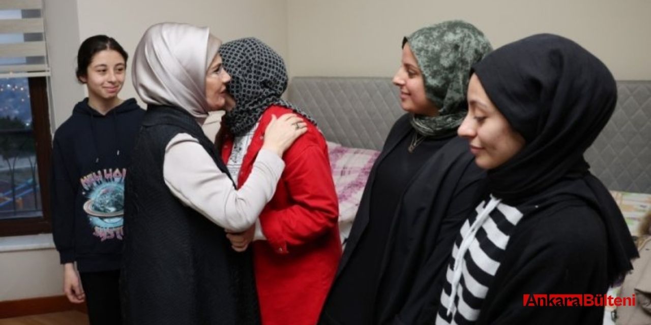 Emine Erdoğan Ankara'da yaşayan depremzedelere iftar ziyaretinde bulundu