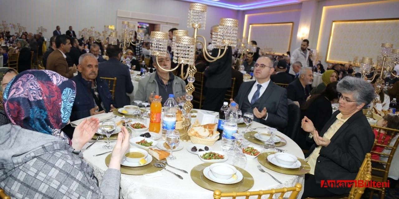 Şehit aileleri, gaziler ve engelliler iftar programında bir araya geldi