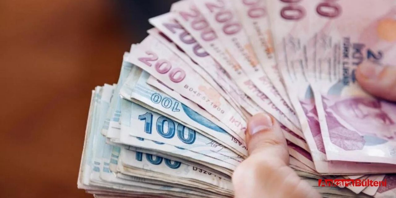 Emekli maaşı ve bayram ikramiyelerinin hesaplara yatacağı tarih belli oldu