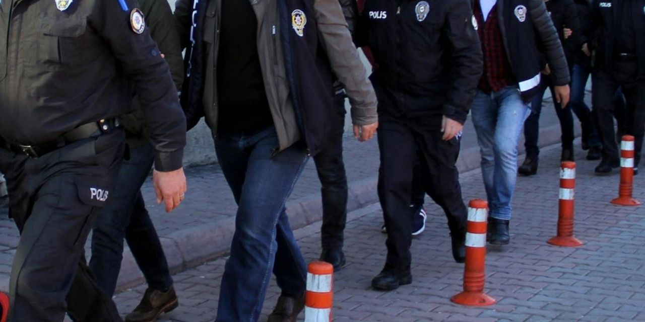 Ankara'da 3-9 Nisan'da gerçekleştirilen kaçakçılık operasyonunda 24 kişi gözaltına alındı!