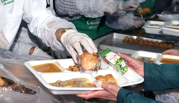 13-1-18-iftar29042019a.jpg