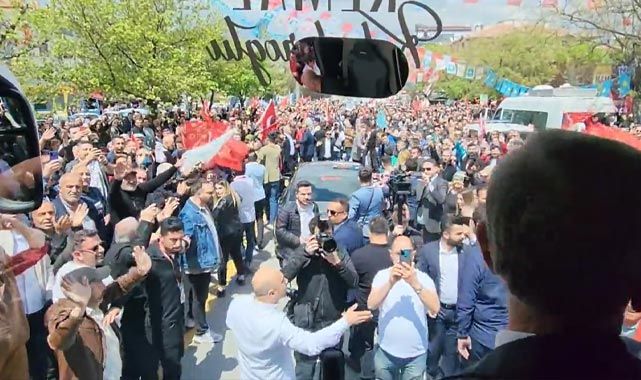 mansur-yavas-ankara-mamak-ta-boyle-karsilandi-otobus-kalabaliktan-ilerleyemedi-4061.jpg