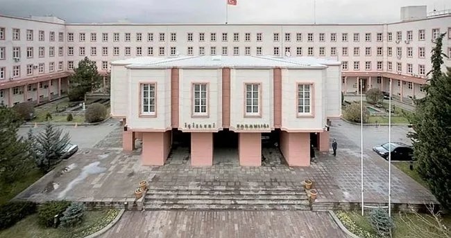icisleri-bakanligi-1608-personel-alimi-basvurulari-ne-zaman-baslayacak.jpeg